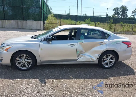 2014 Nissan Altima 2.5 S z USA, uszkodzony, nr VIN 1N4AL3AP3EC138801